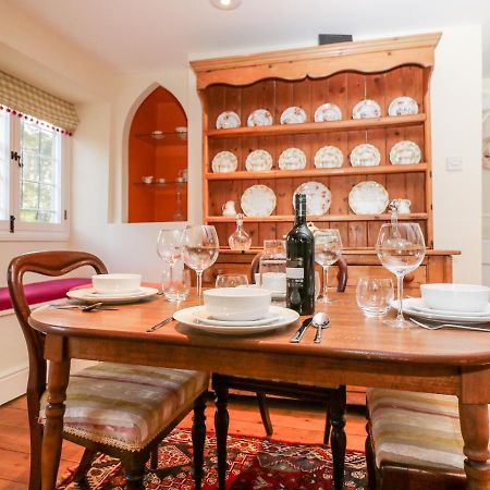 Chapel Cottage Страуд Екстериор снимка