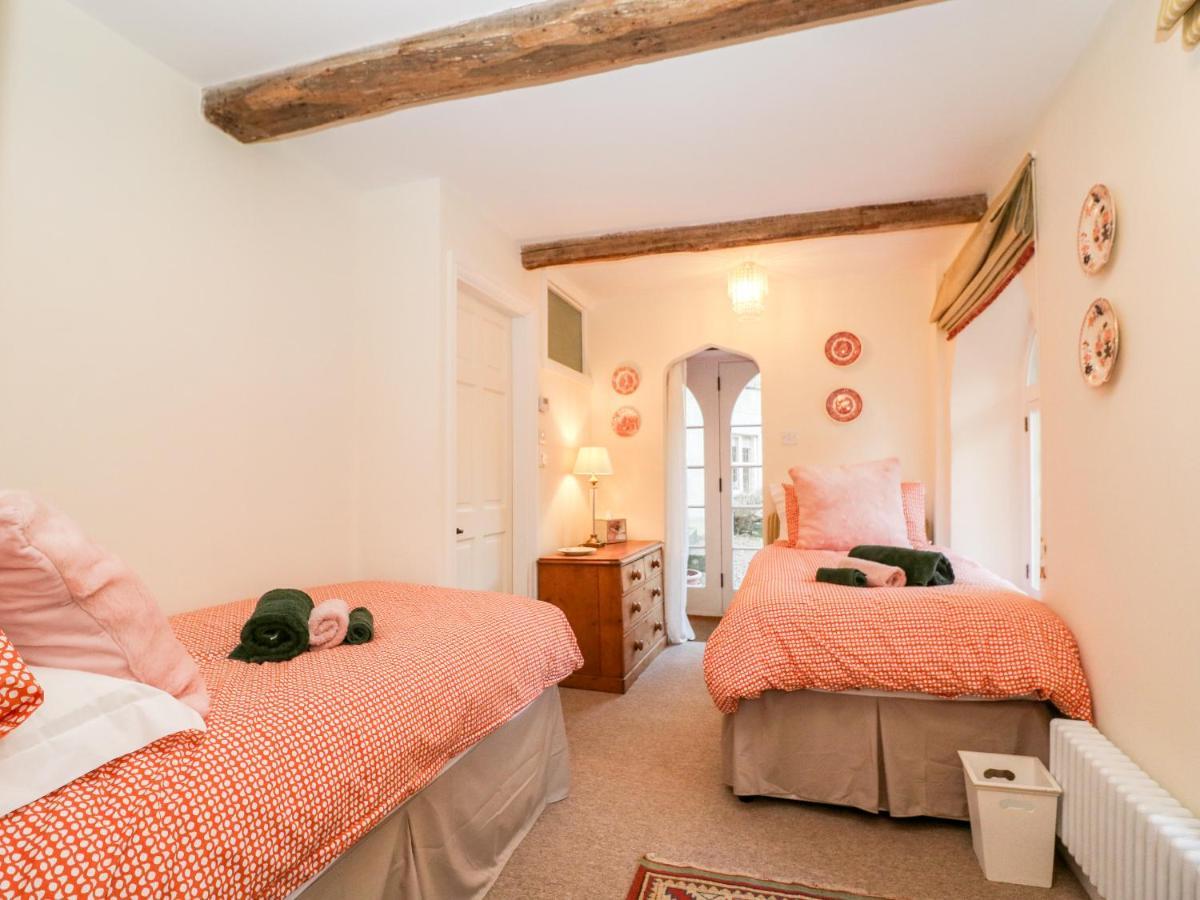 Chapel Cottage Страуд Екстериор снимка